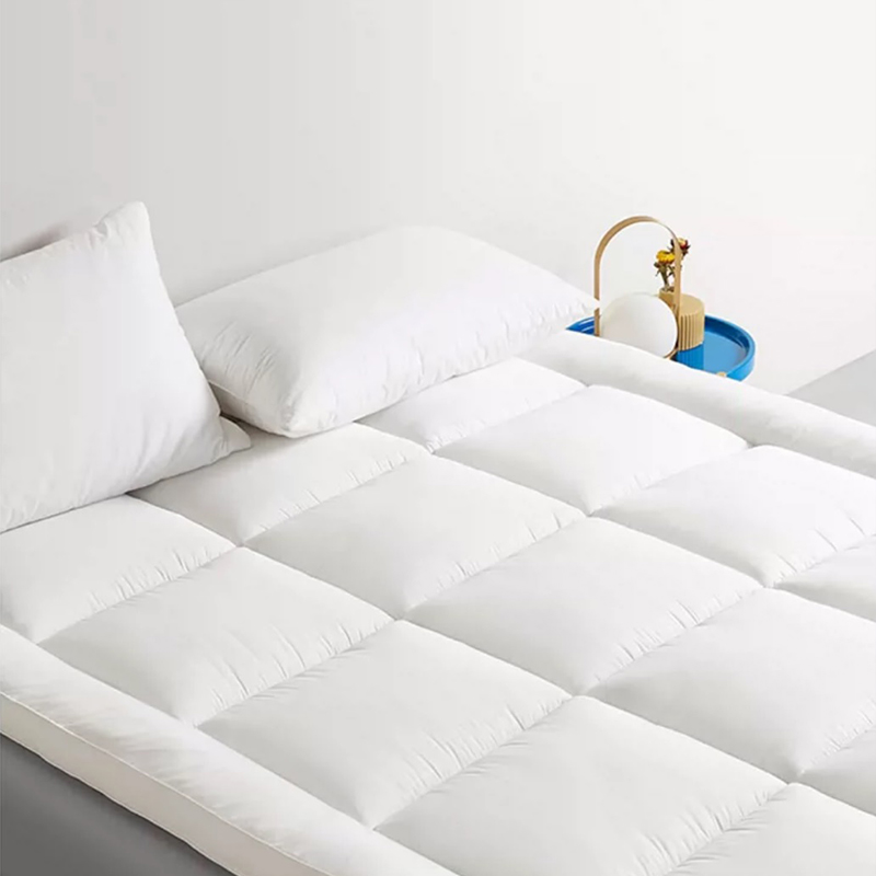 Cotton 233t Down-Alternative Microfiber Quiled 1500gsm Hotel Nệm Topper